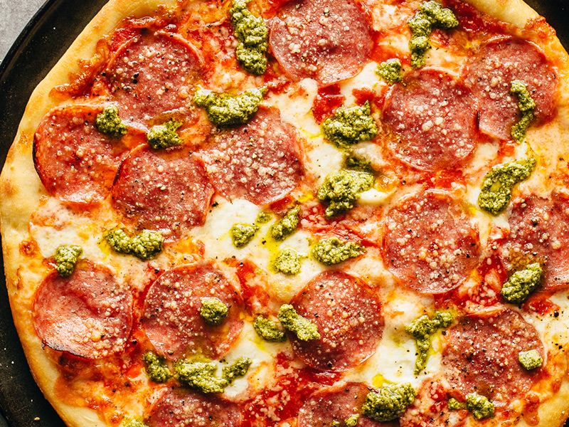 Salami Pizza