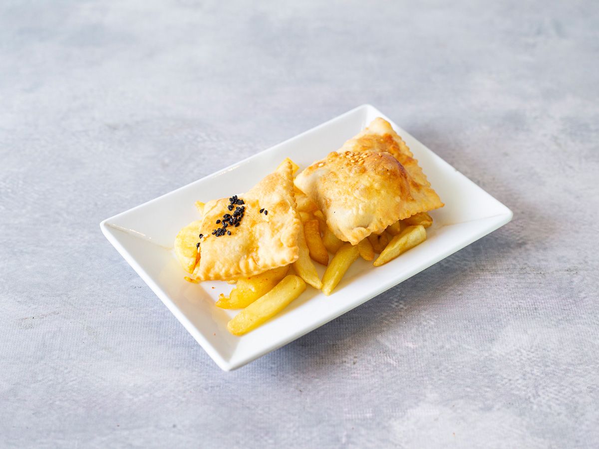 Cheese Sambousek per piece