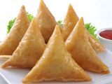 Meat Sambousek - 4 Pieces
