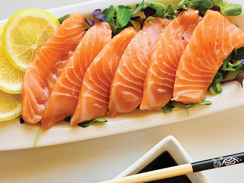 Saki Salmon Sashimi