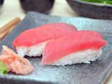 Sashimi Tuna Sushi