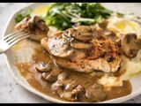 Chicken With Brown Mushroom Sauce
