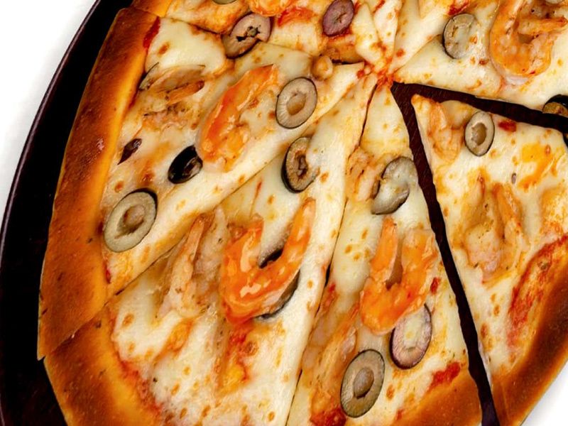 Seafood Pizza