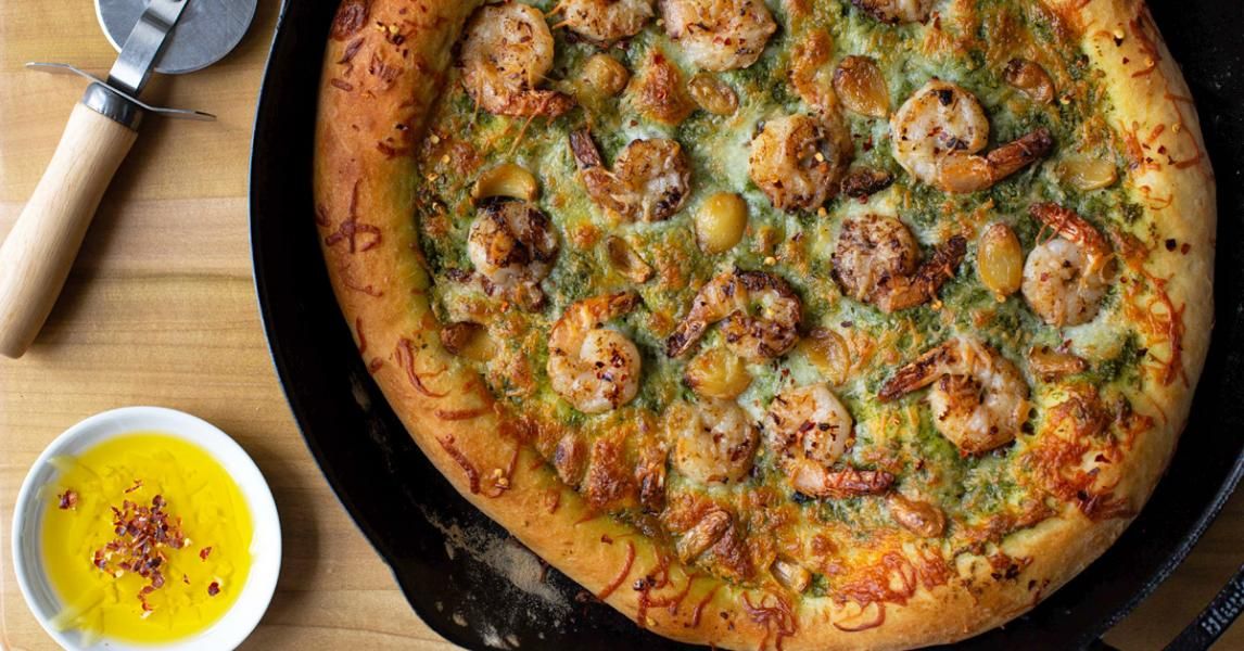 Pesto Sauce Shrimp Pizza