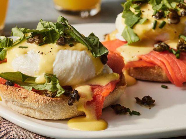 Smoked Salmon Eggs Benedict