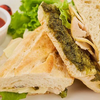 Smoked turkey sandwich