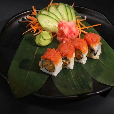 4 Spicy Tuna Roll