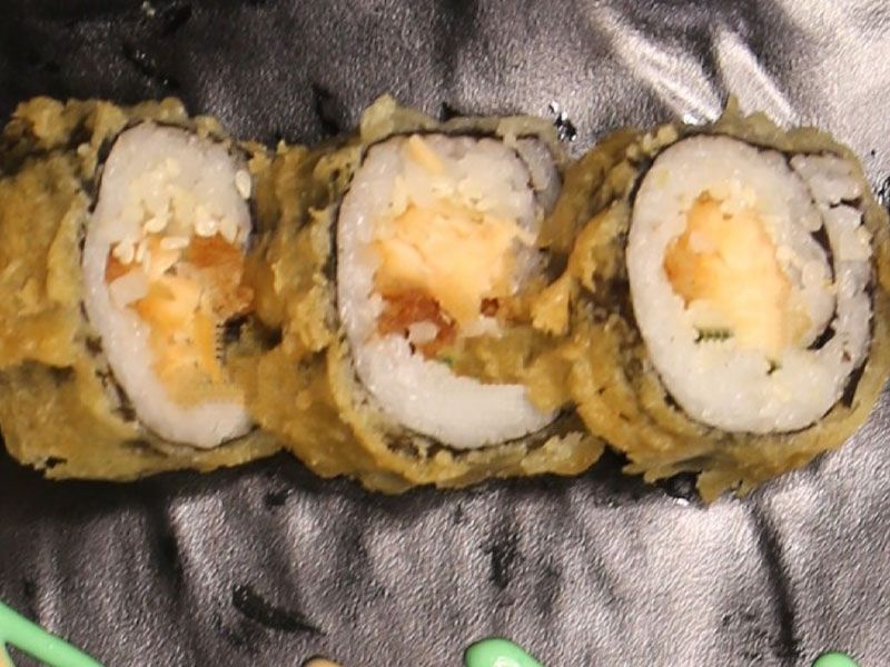spider salmon roll