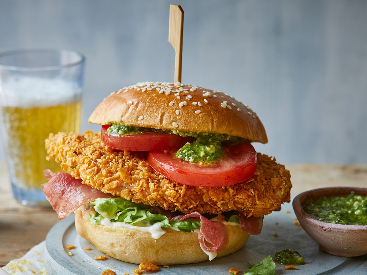 single Spooky Chicken Burger 128 Gram