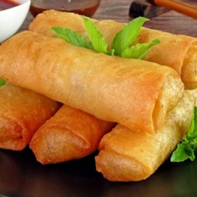 لفائف الربيع بالدجاج