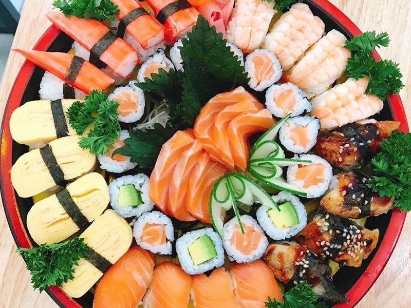 16 Sushi Piece Combo