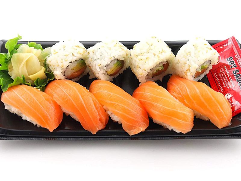 32 Sushi Piece Combo