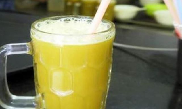 Sugarcane With Orange Juice
