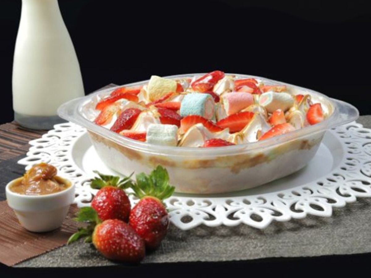 Tres laches strawberry
