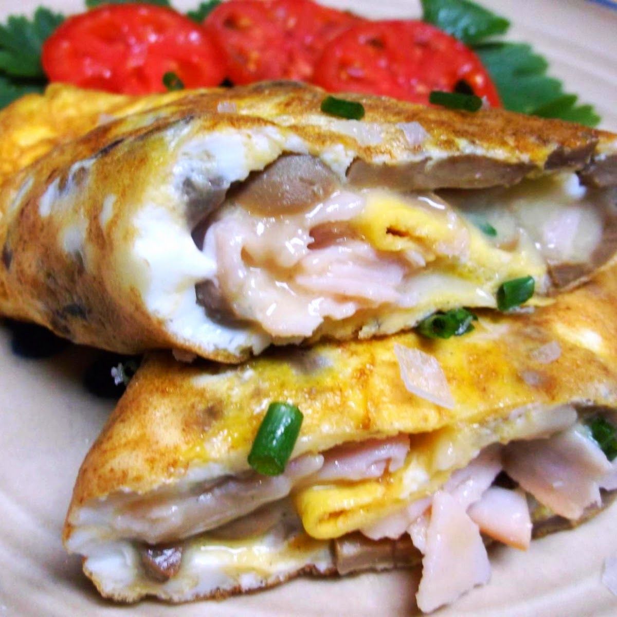 Omelette with smoked turkey