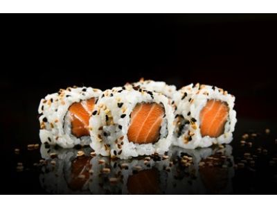 Salmon Uramaki