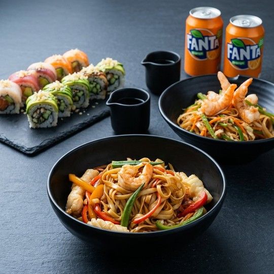 Family Noodles & Roll Feast for 4