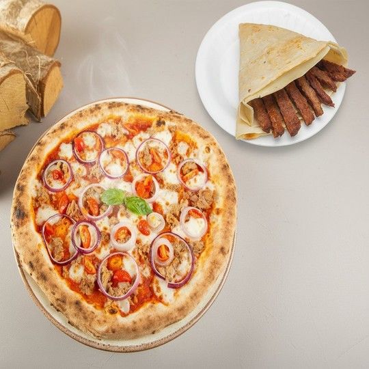 Burger Crepe & Tuna Pizza Pair