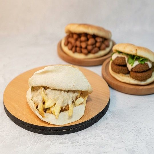 Foul & Taamia Sandwich Meal