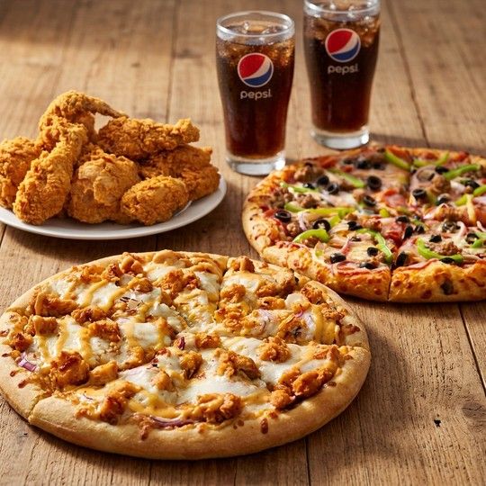Pizza & Crispy Feast for 4