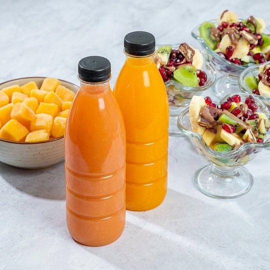 Family Fruit & Juice Feast for 4
