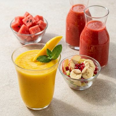 Family Fruit & Juice Feast for 4