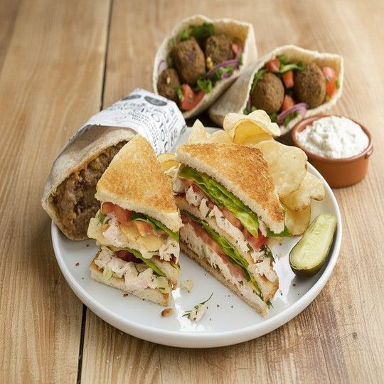 Taamia Sandwich Trio
