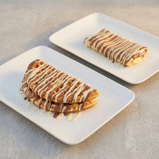Nutella Waffle & Crepe Pair