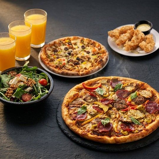 Family Pizza & Strips Feast for 4