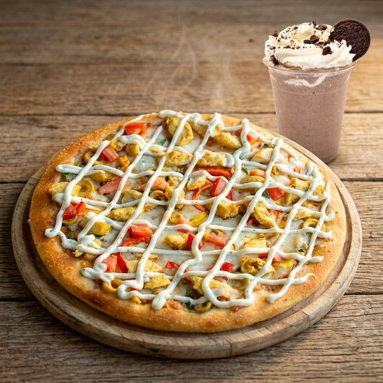 Ranch Chicken Pizza & Frappe