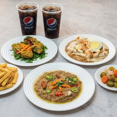Family Foul and Ta'ameya Feast for 4