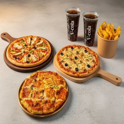 Family Pie & Pizza Feast for 4