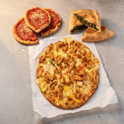 Manakish & Pizza Family Feast