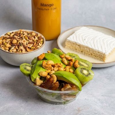 Family Dessert & Juice Feast for 4
