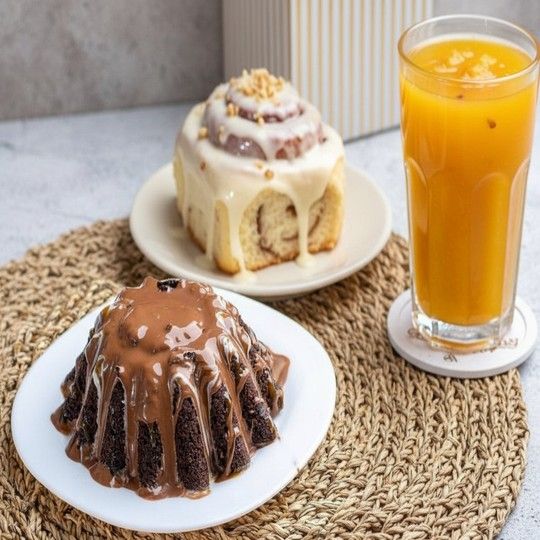 Molten Cake & Cinnabon Treat