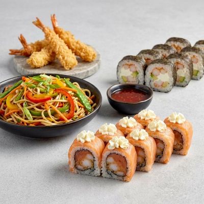 Maki & Noodles Family Feast for 4