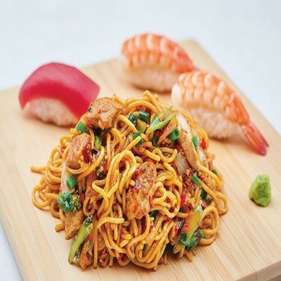 Chicken Noodles & Nigri Meal