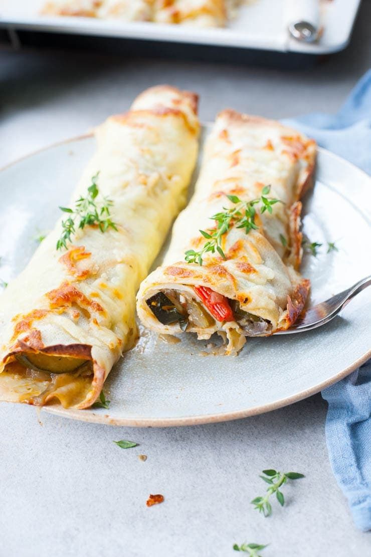 Cheese And Vegetables Crepe Roll