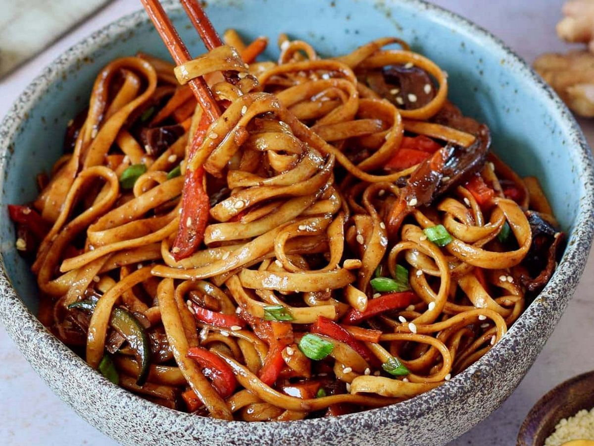 vegetables noodles