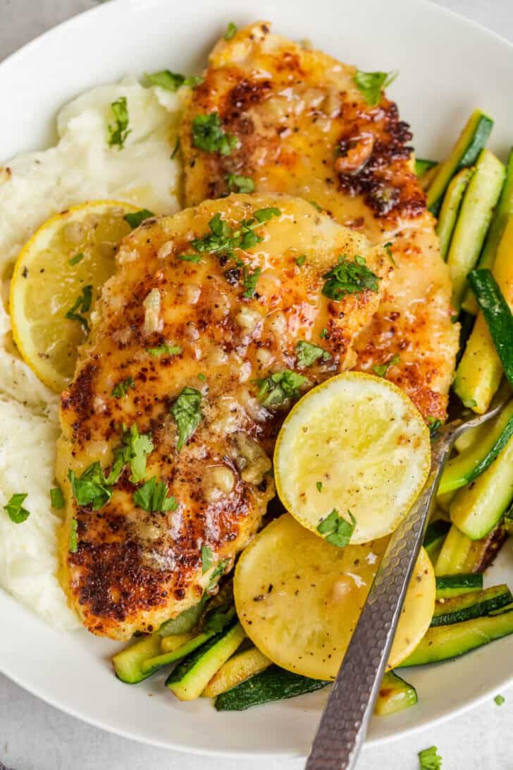 Filetto Grill With Butter Sauce And Thyme Platter