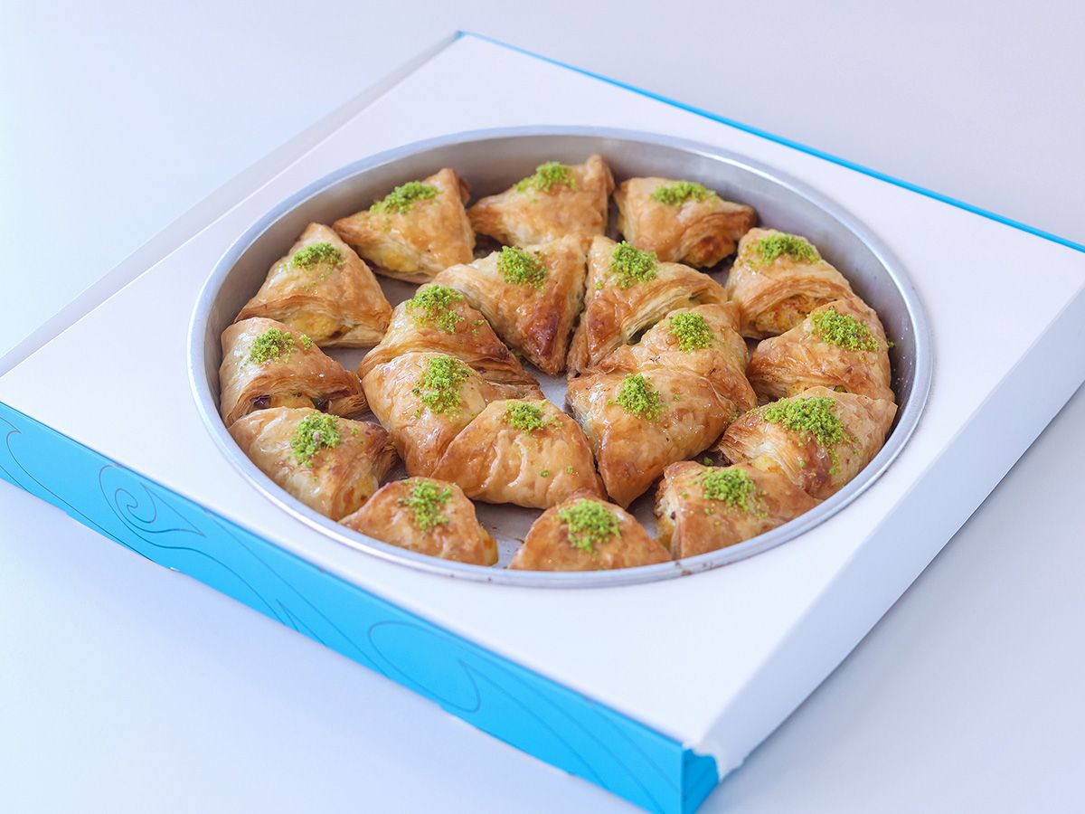Brocar Sweets delivery service in UAE | Talabat