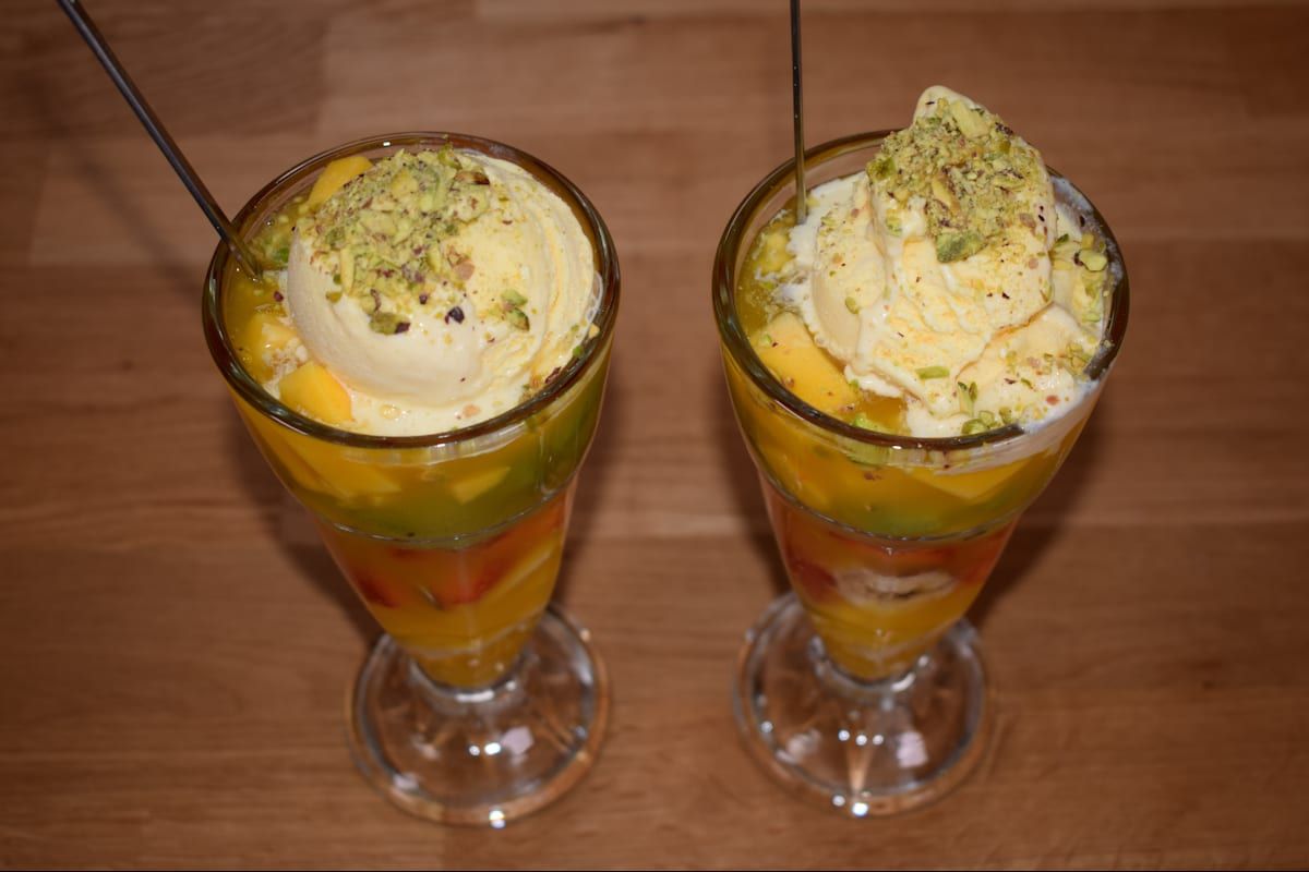 Fakhfakhina With Ice Cream