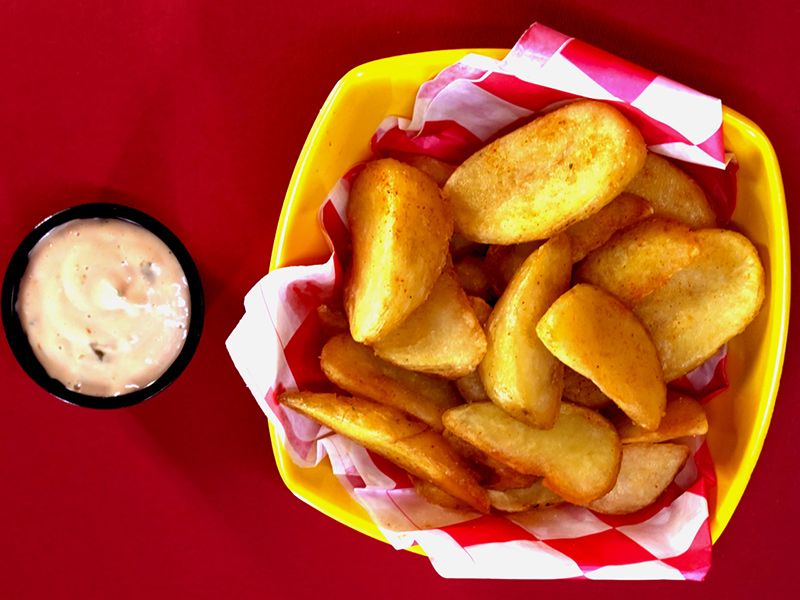 Potato Wedges With Ranch Sauce
