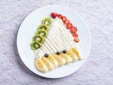 White Chocolate and Fruits Crepe