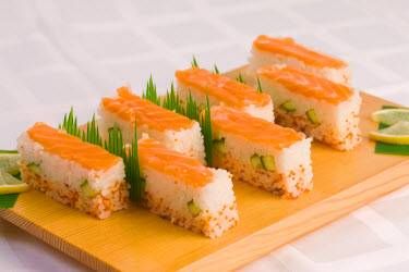 Salmon Oshi Roll