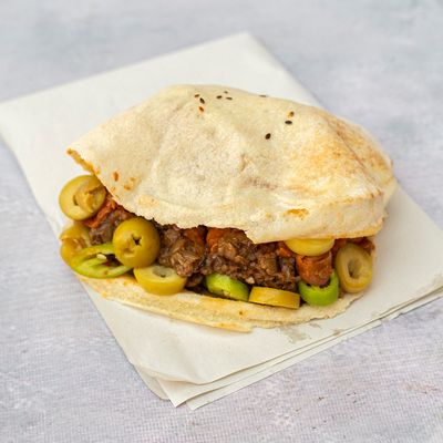Minced Meat Foul sandwich