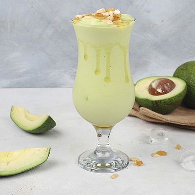 Avocado with Cashews cocktail