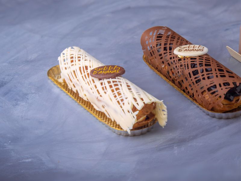 Eclair Chocolate Gateau