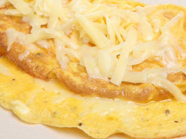 Omelette With Cheese Platter