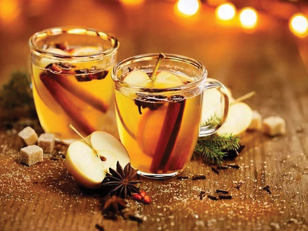 Apple Cider With Ginger